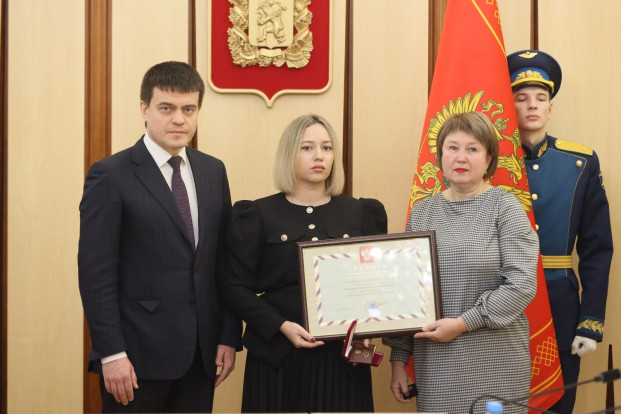 В День Героев Отечества жители Красноярского края почтили память участников войн и локальных конфликтов В День Героев Отечества жители Красноярского края почтили память участников войн и локальных конфликтов 2